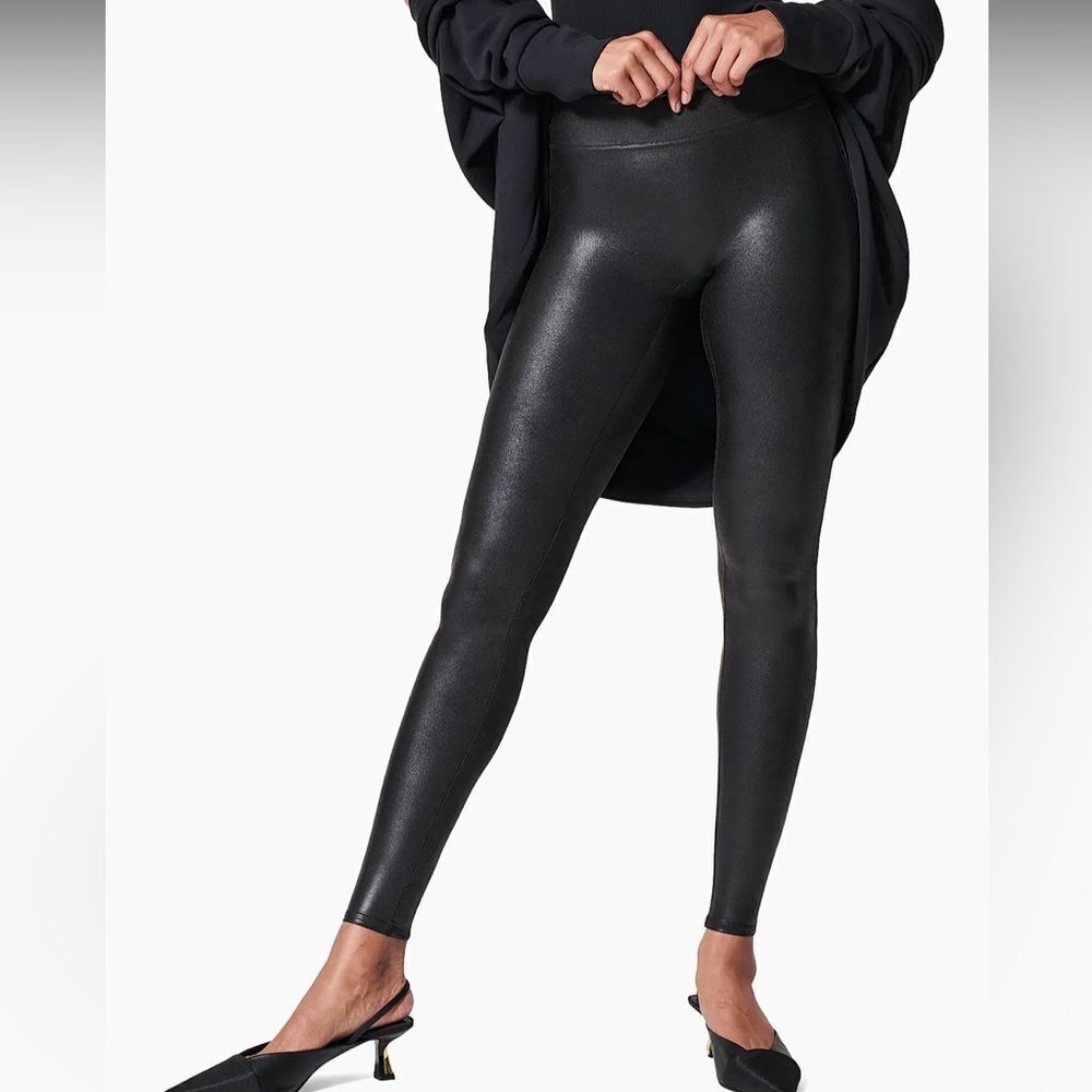 Spanx NWT Faux Leather Leggings Black Medium